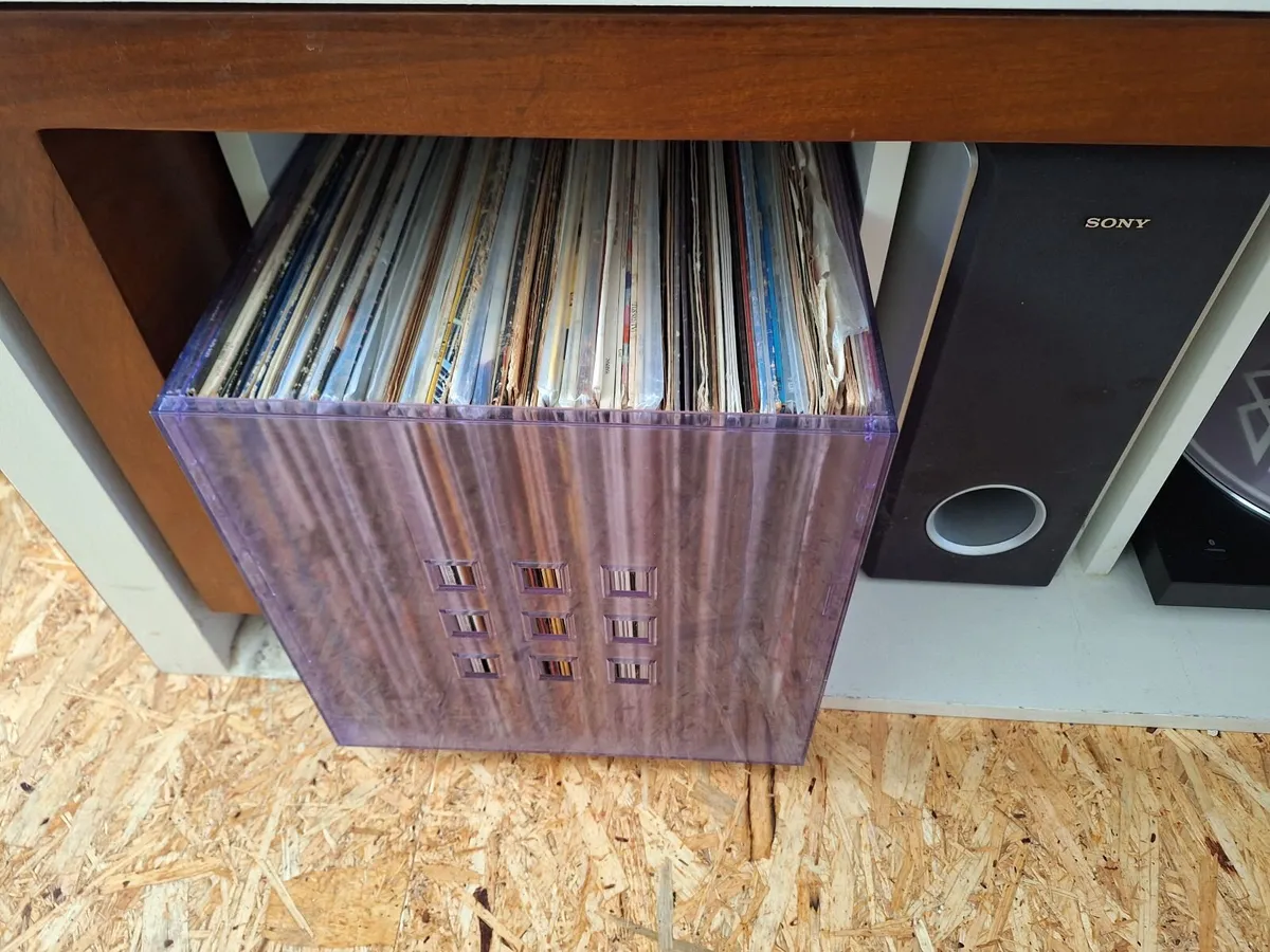 Bespoke tv/turntable unit with sliding offee table - Image 3
