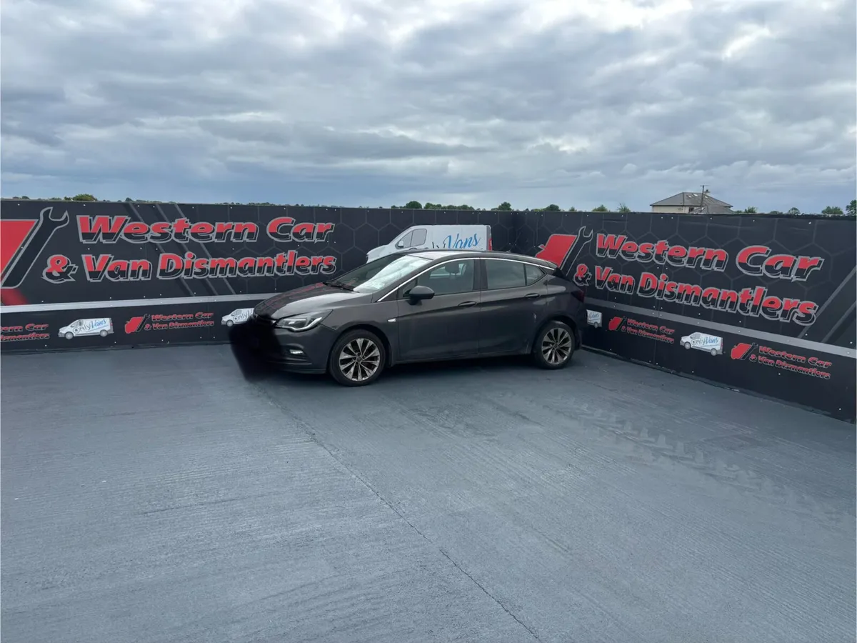 171  Opel Astra 1.6 cdti for dismantling