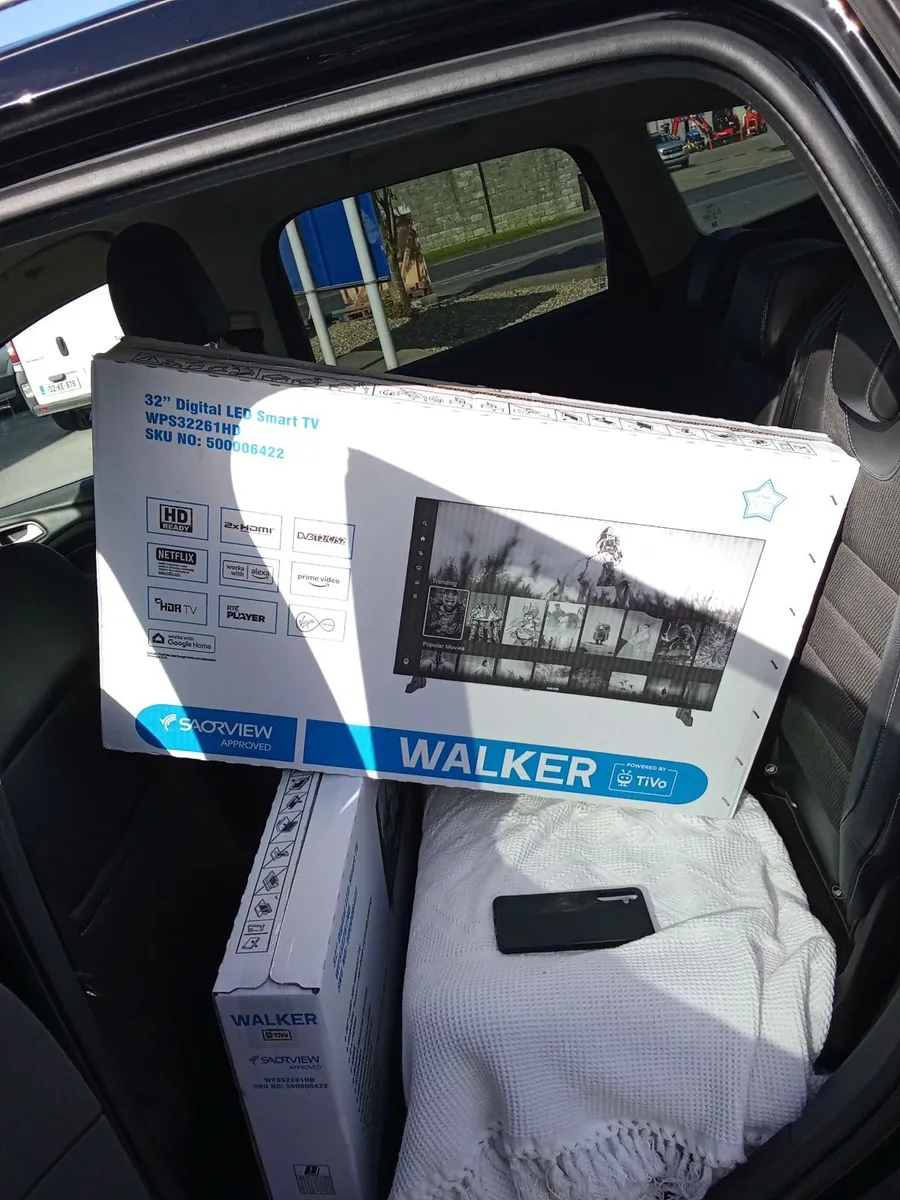 Brand new walker 32 inch TV smart TV also sarview