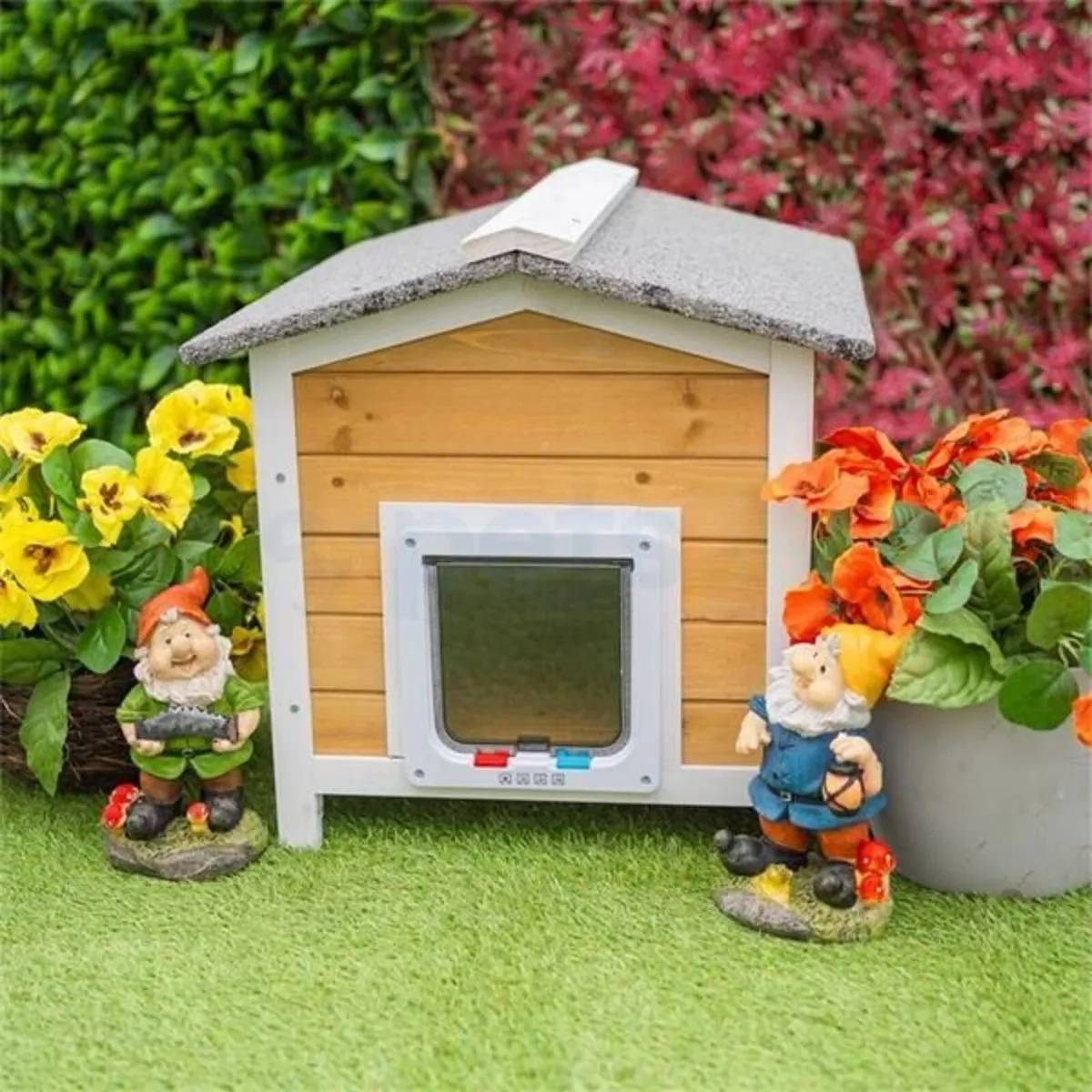 Cat House Kennel - Image 1