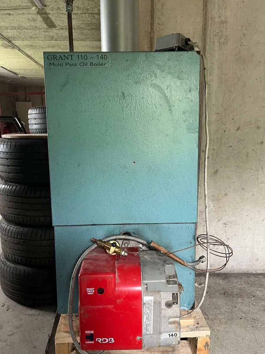 Home heating boiler - Image 1