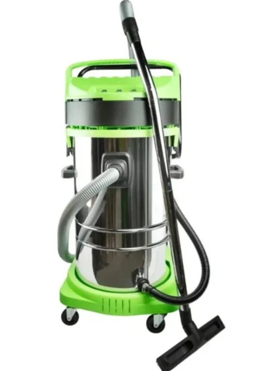 2 IN 1 Wet & Dry 3000W 100 Litre Vacuum Cleaner