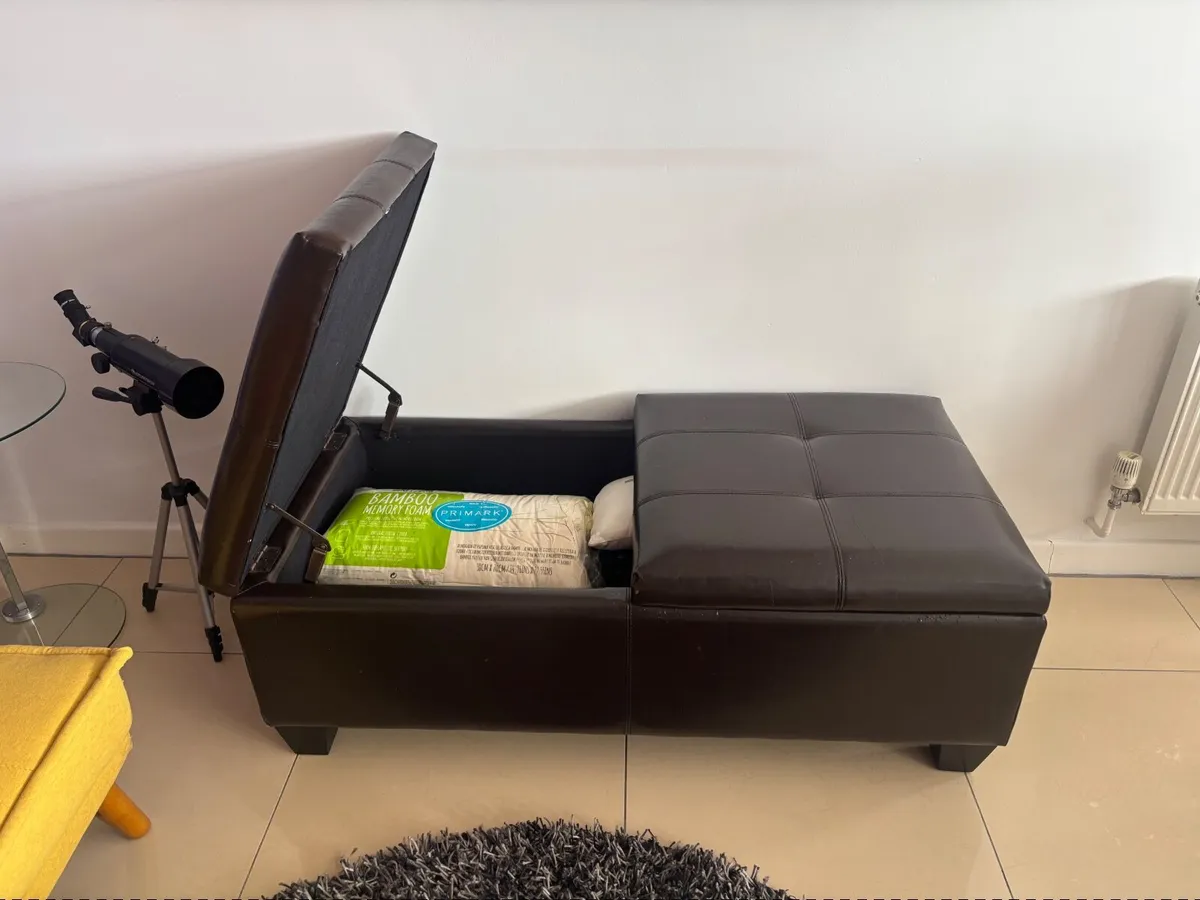 Seater with storage - Image 2