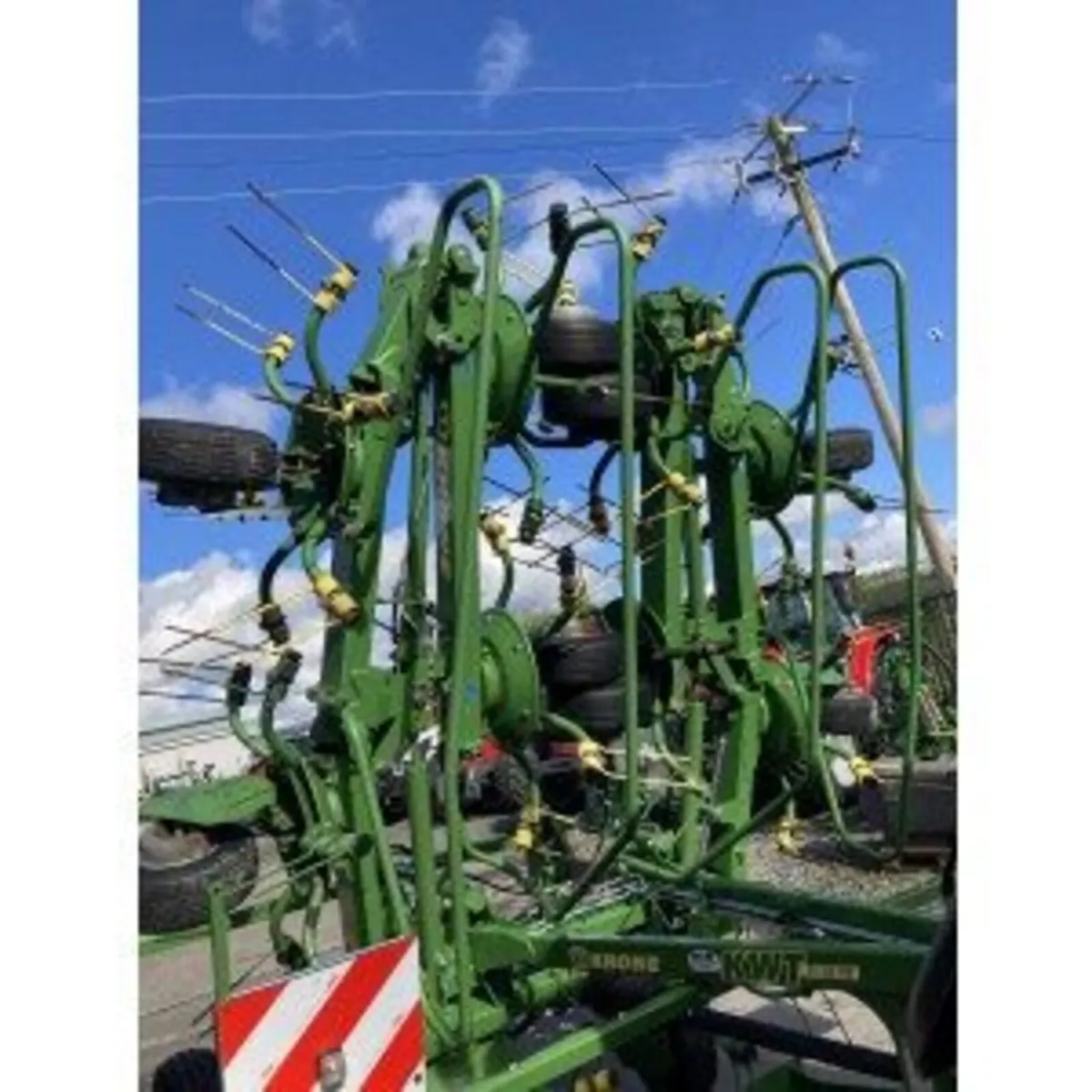 Krone  Trailed Tedder  KWT 11.22/10 - Image 3