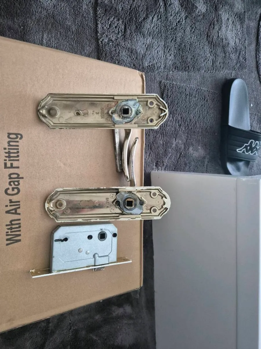 Door handles - Image 3
