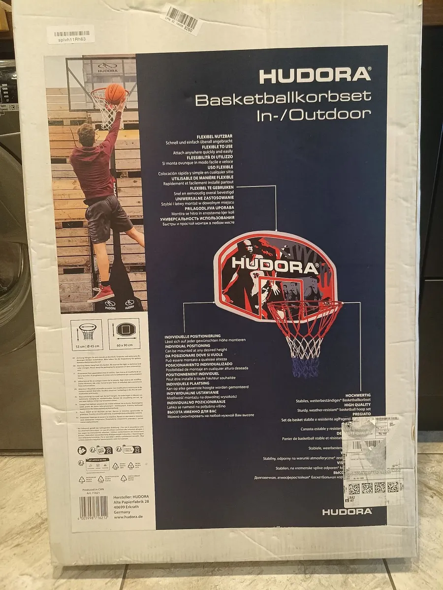 Brand new full size basketball backboard and hoop, - Image 1