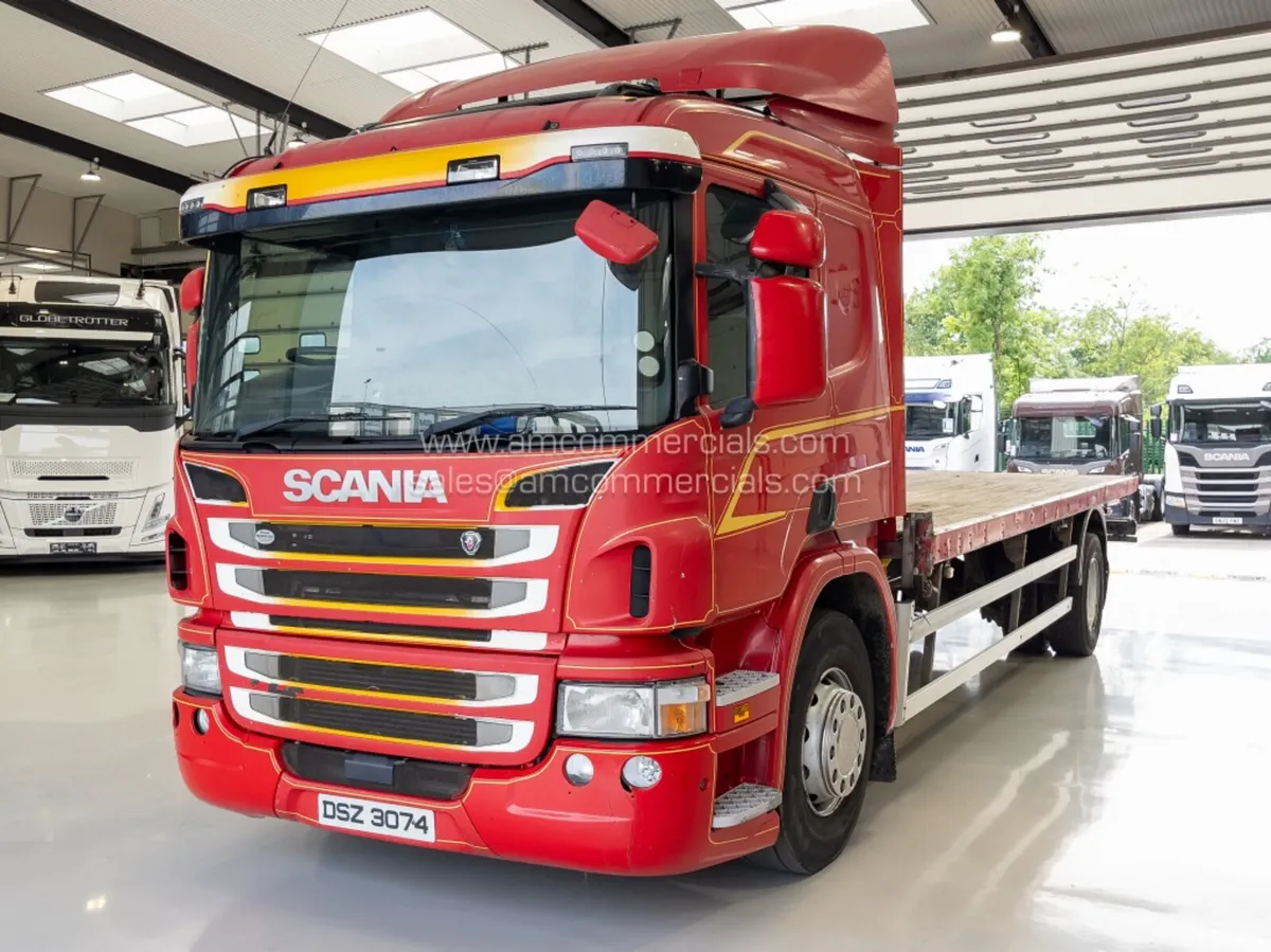 2017 SCANIA P250 FLATBED - Image 3