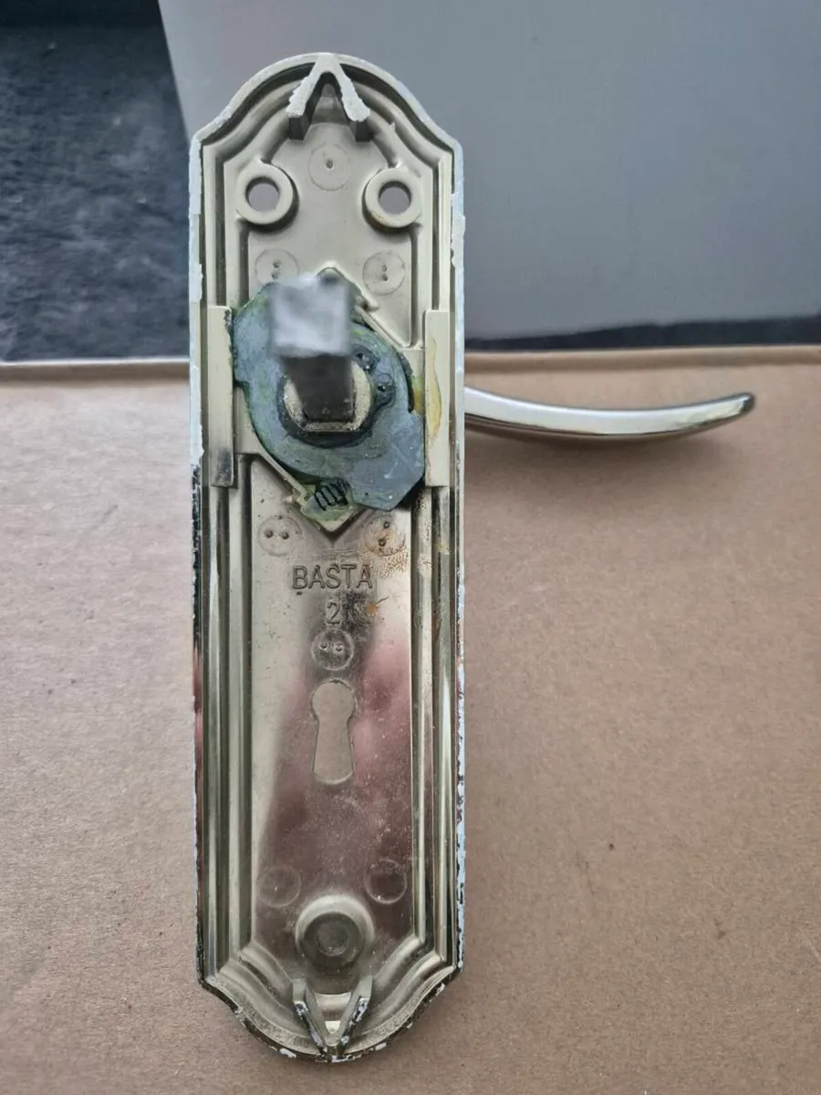 Door handles - Image 4