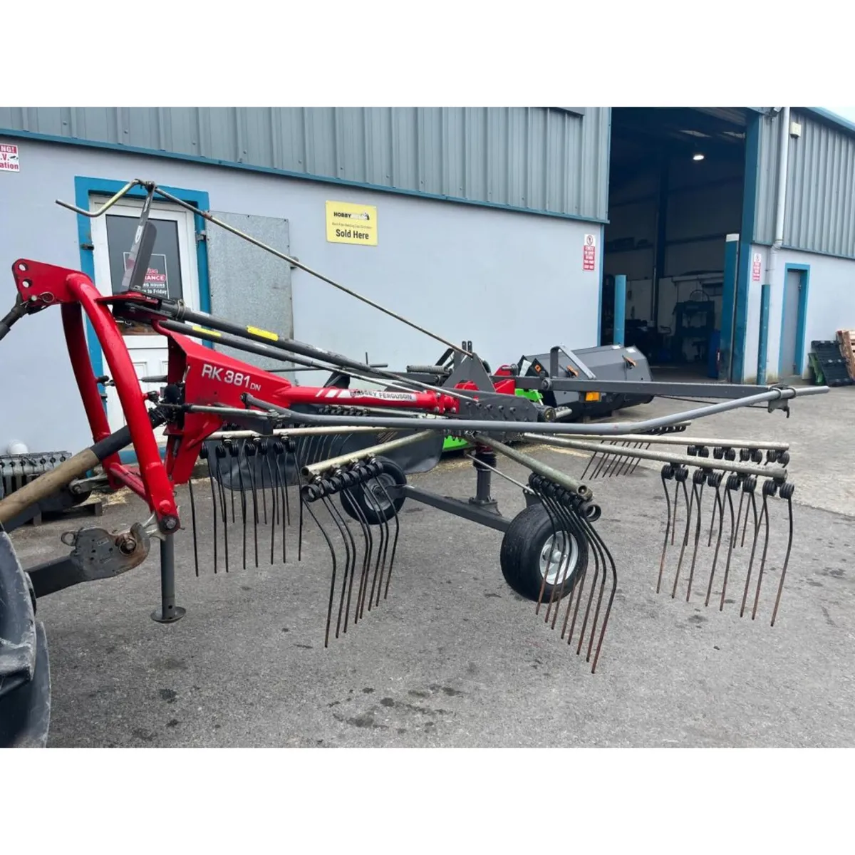 MF RK381 DN  Rake - Image 1