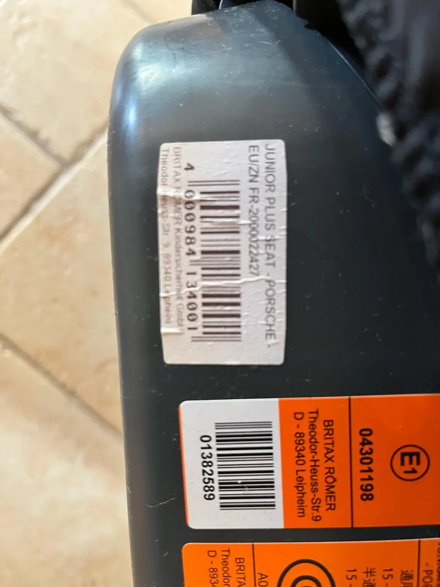 Porsche Childs Car Seat - Image 3