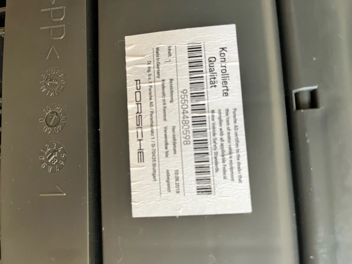 Porsche Childs Car Seat - Image 4