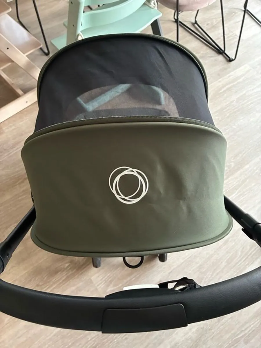 Bugaboo stroller with buggy board - Image 2