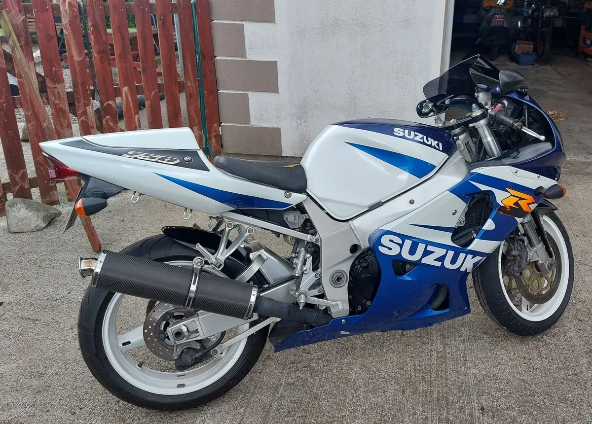Suzuki gsxr 750 - Image 1