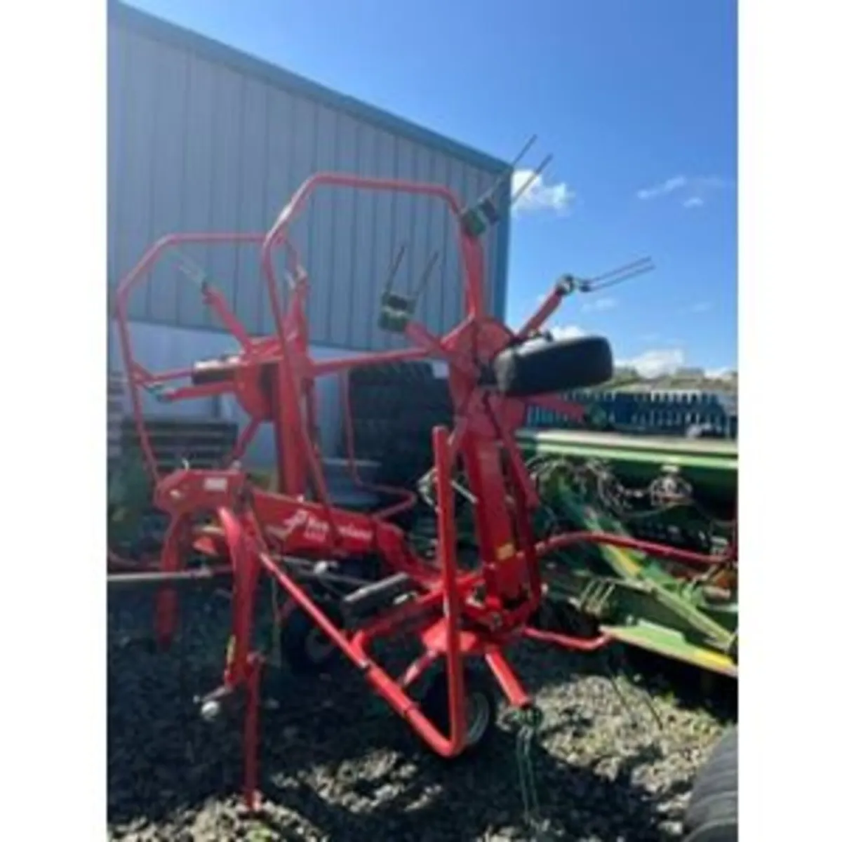Kverneland 8454 Tedder - Image 2