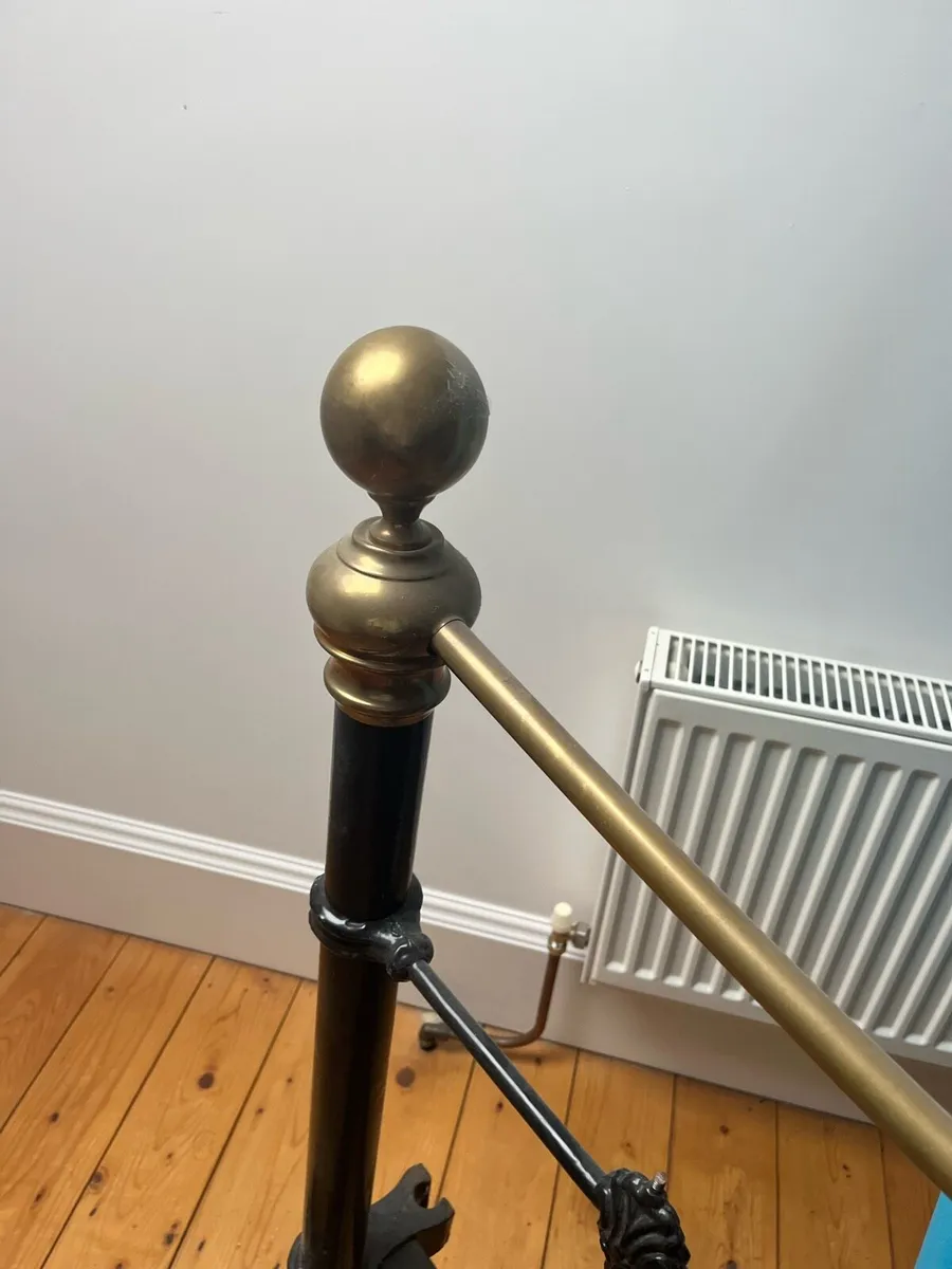 Antique iron and brass bed - Image 2