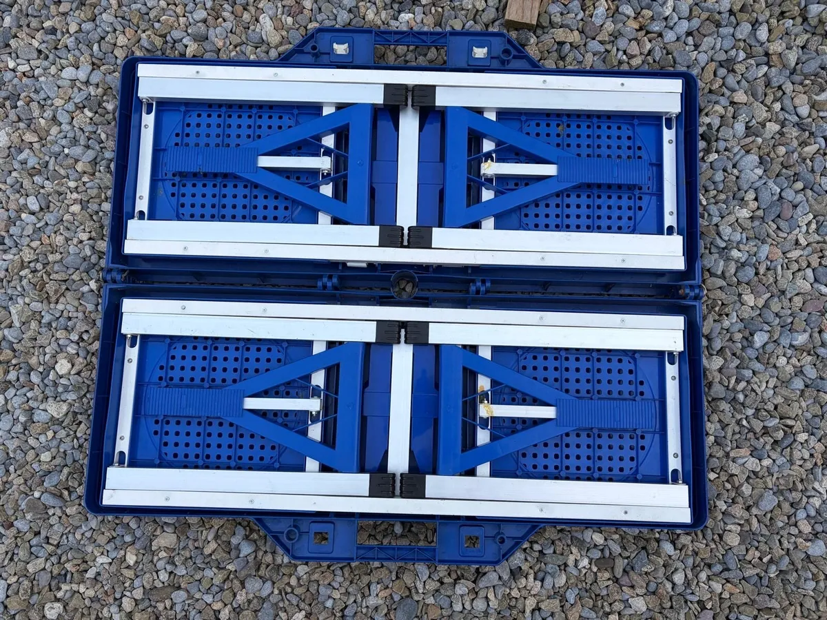 Picnic bench - Image 4