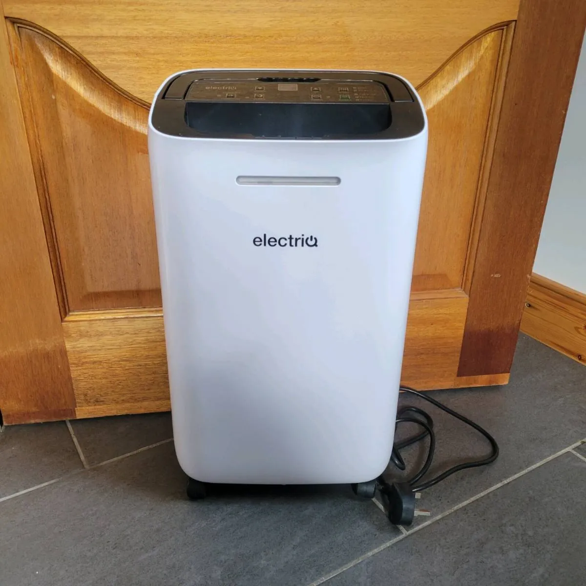 Low energy Dehumidifier & air purifier Electriq - Image 1