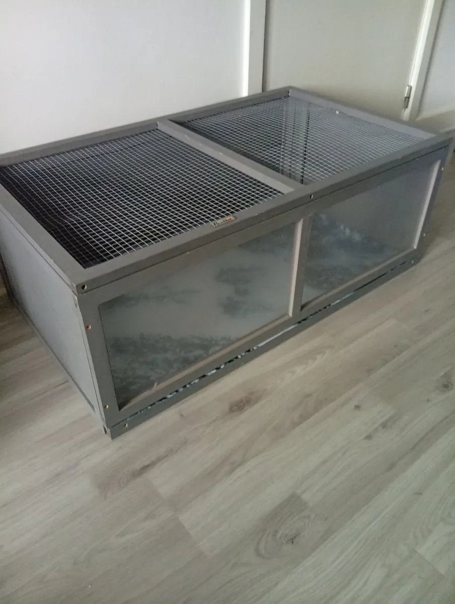 New Wooden Quality Sturdy Cage PawHut - Image 1
