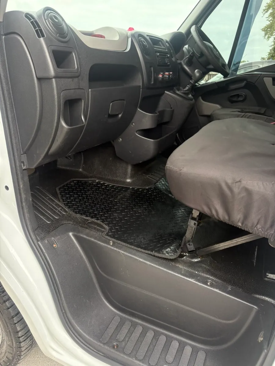 Vauxhall movano recovery - Image 2