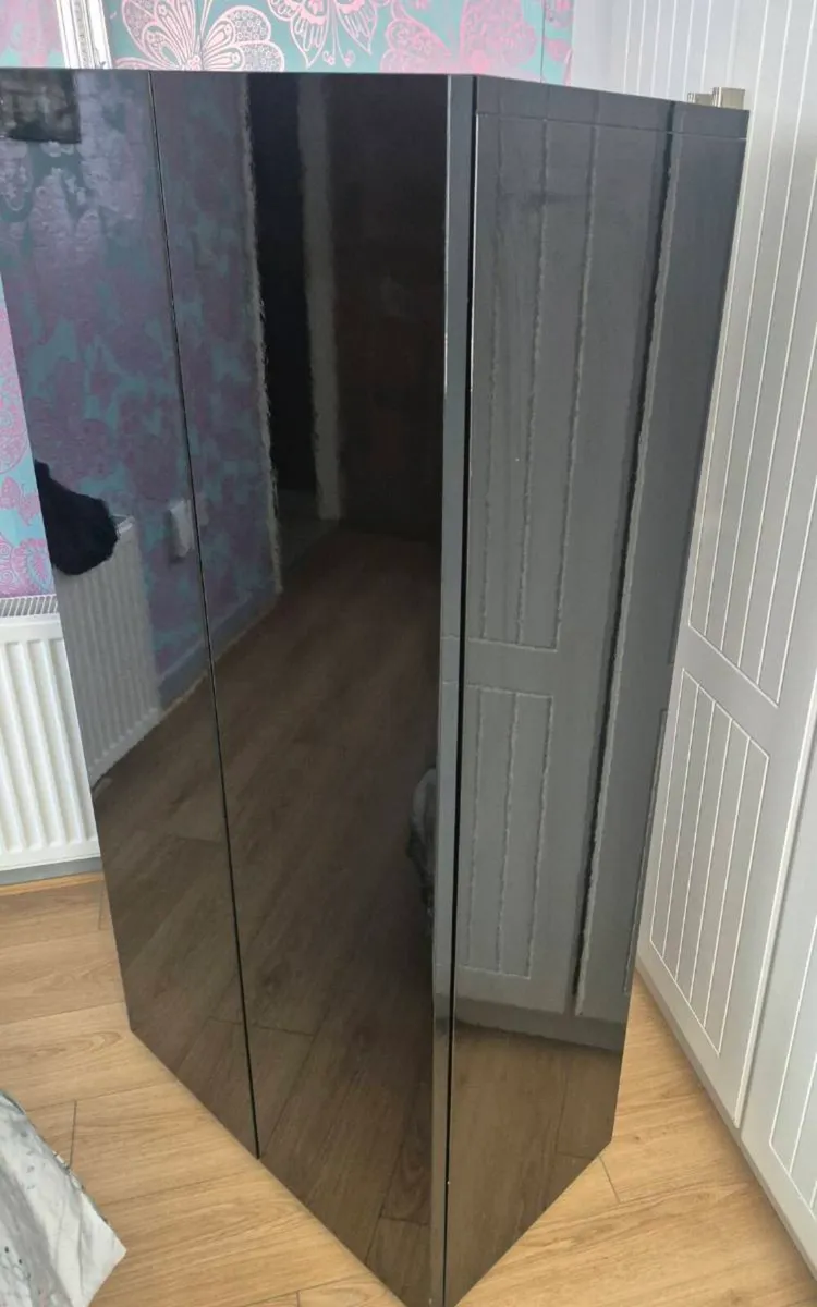 HIGH GLOSS UNIT - Image 2