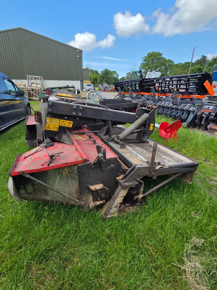 Vicon Front Mounted Mower - Image 1