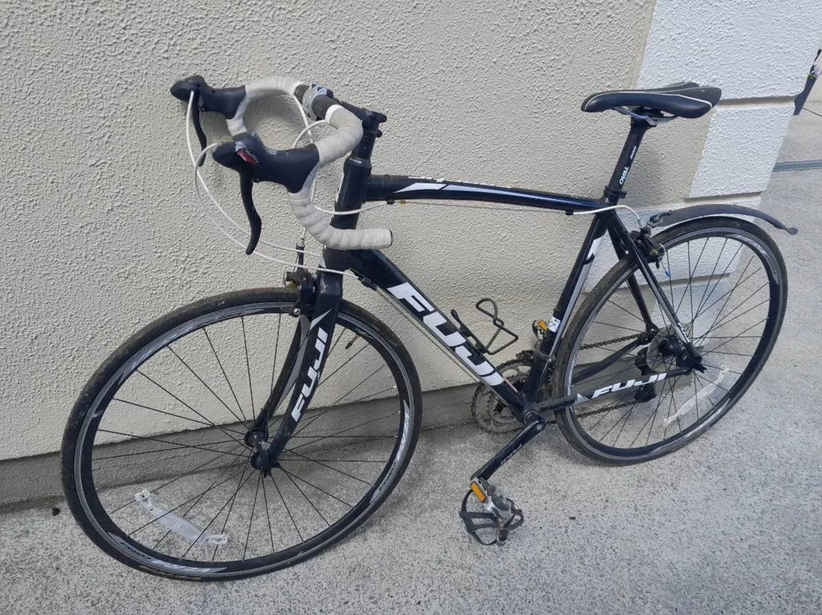 Fuji Road bike - Image 2