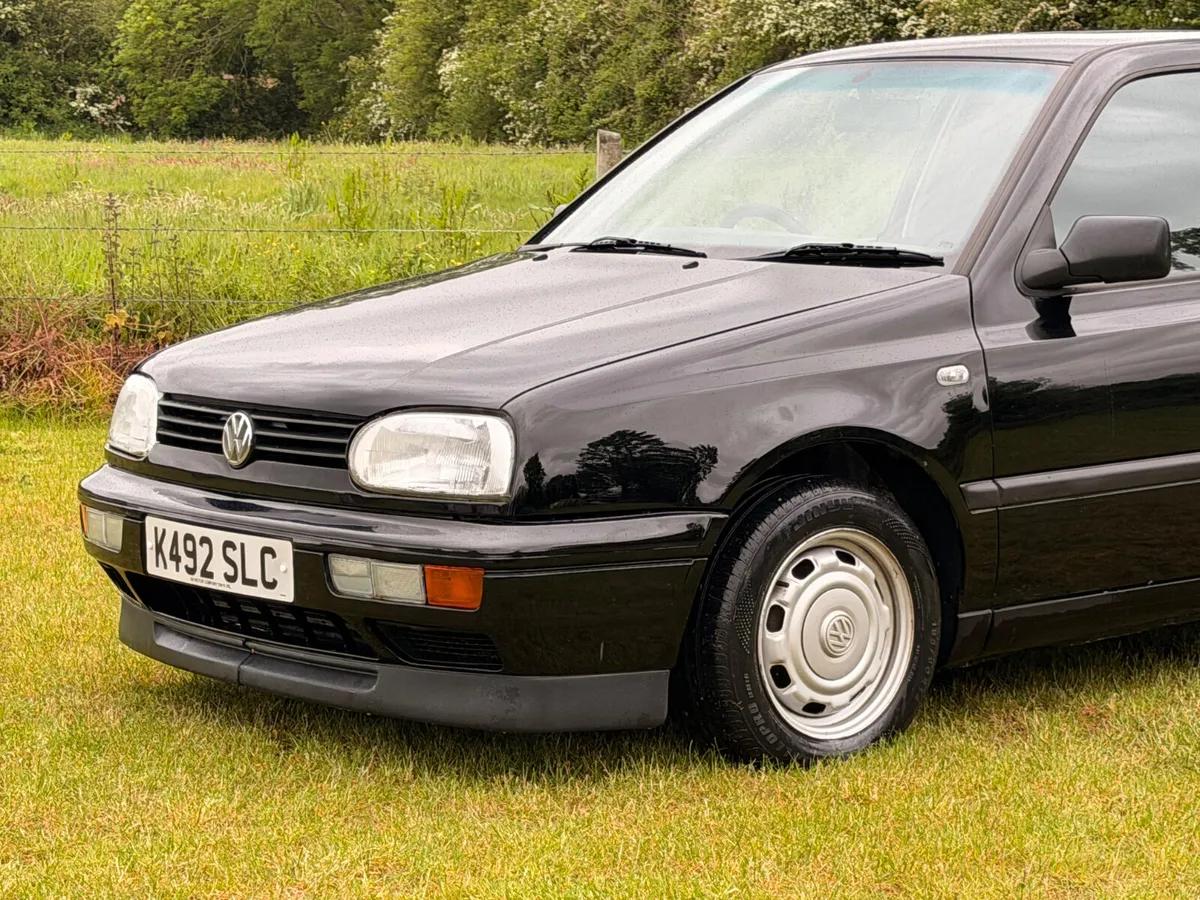 Vary clean golf van - Image 2