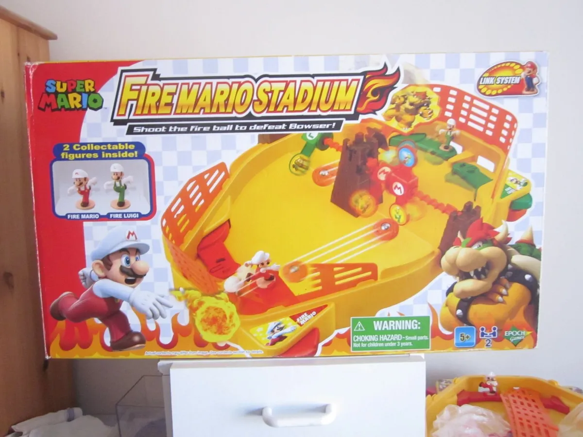 EPOCH Games Super Mario Fire Mario Stadium - Actio - Image 1