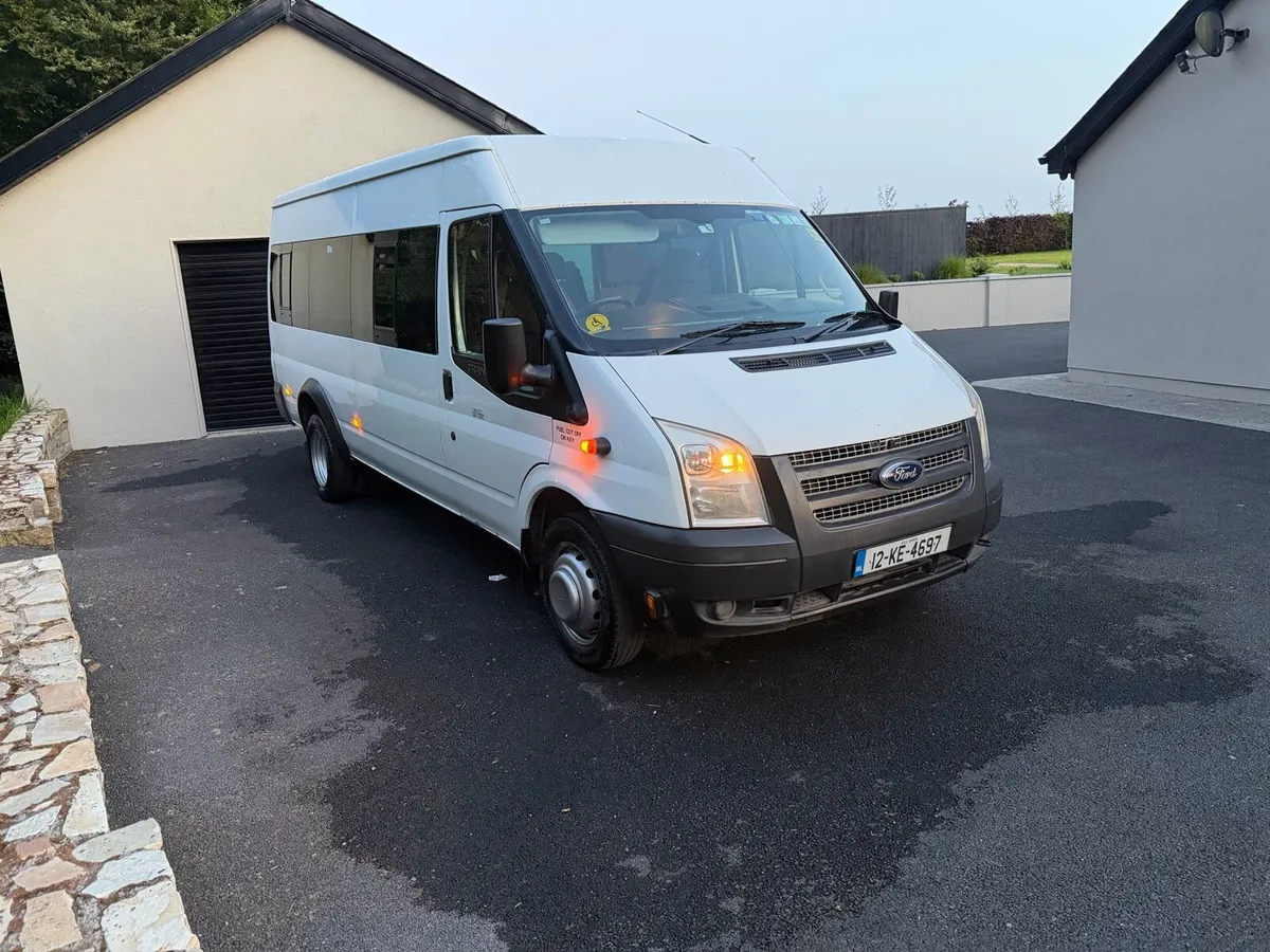 Ford Transit 16 Seater Minibus 2012 - Image 1