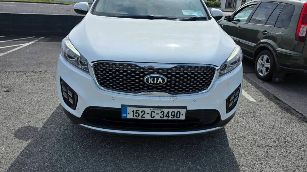 2015(152) Kia Sorento Platinium Automatic - Image 2