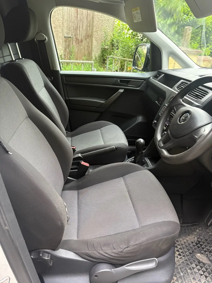 2016 Volkswagen caddy - Image 4