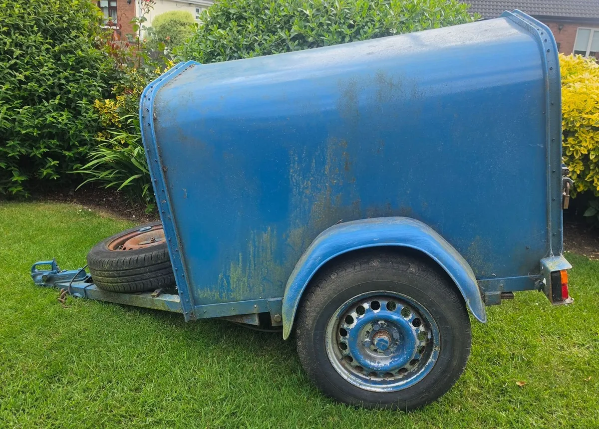 Single Axle Greyhound Trailer - Image 4