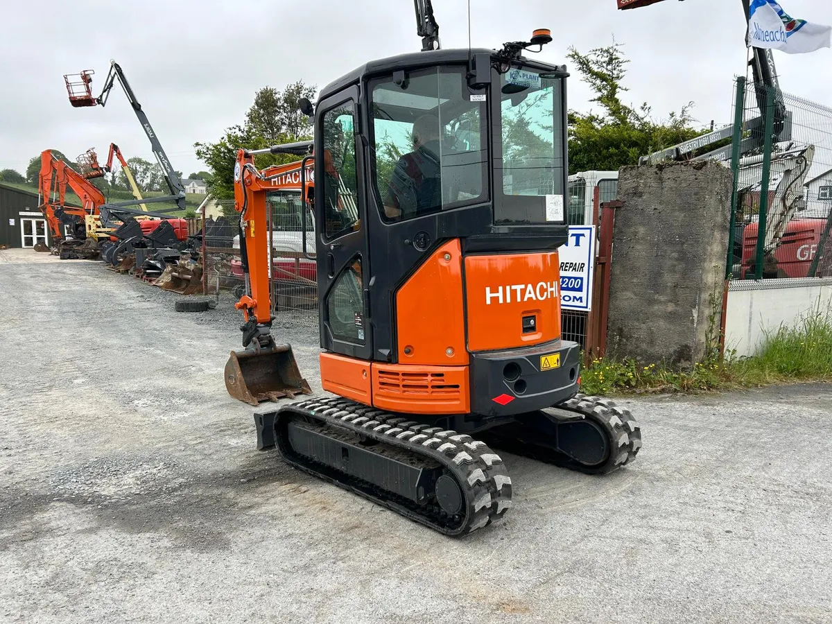 Year 2020 Hitachi ZX26U-6 - Image 2