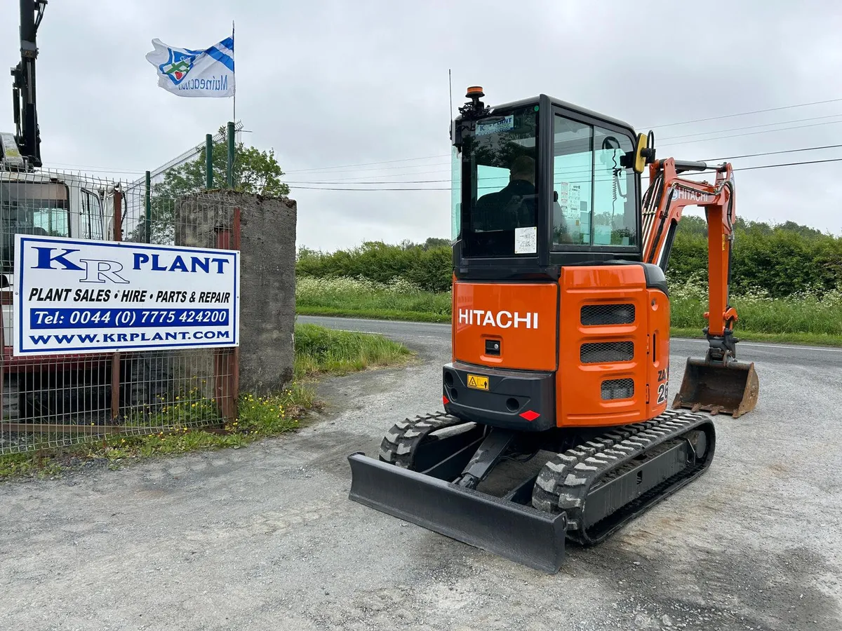 Year 2020 Hitachi ZX26U-6 - Image 3