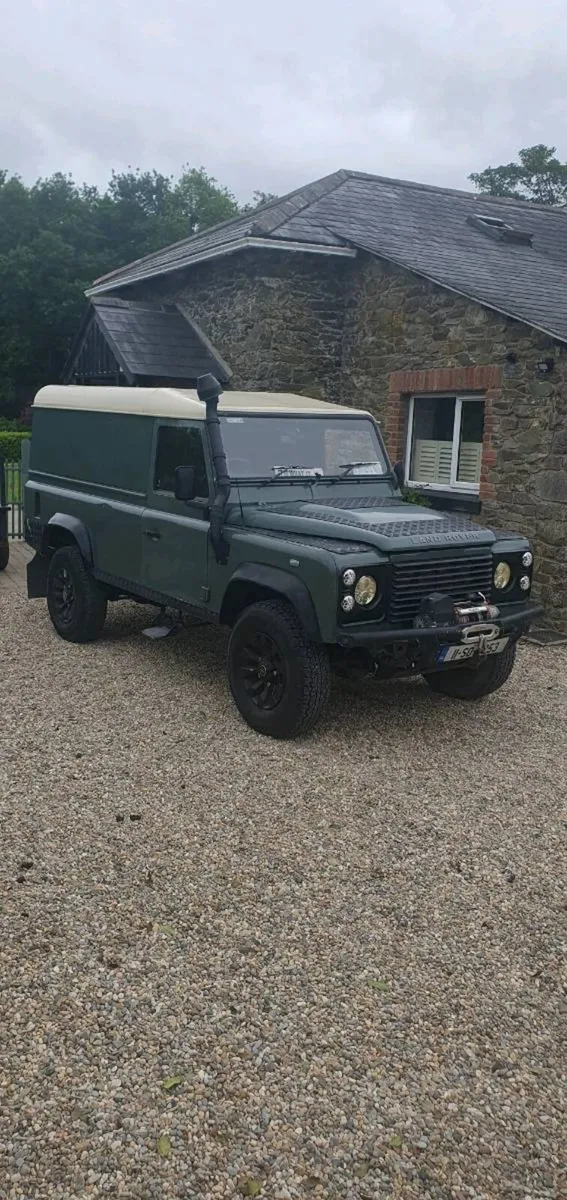 Landrover defender puma 110 - Image 1
