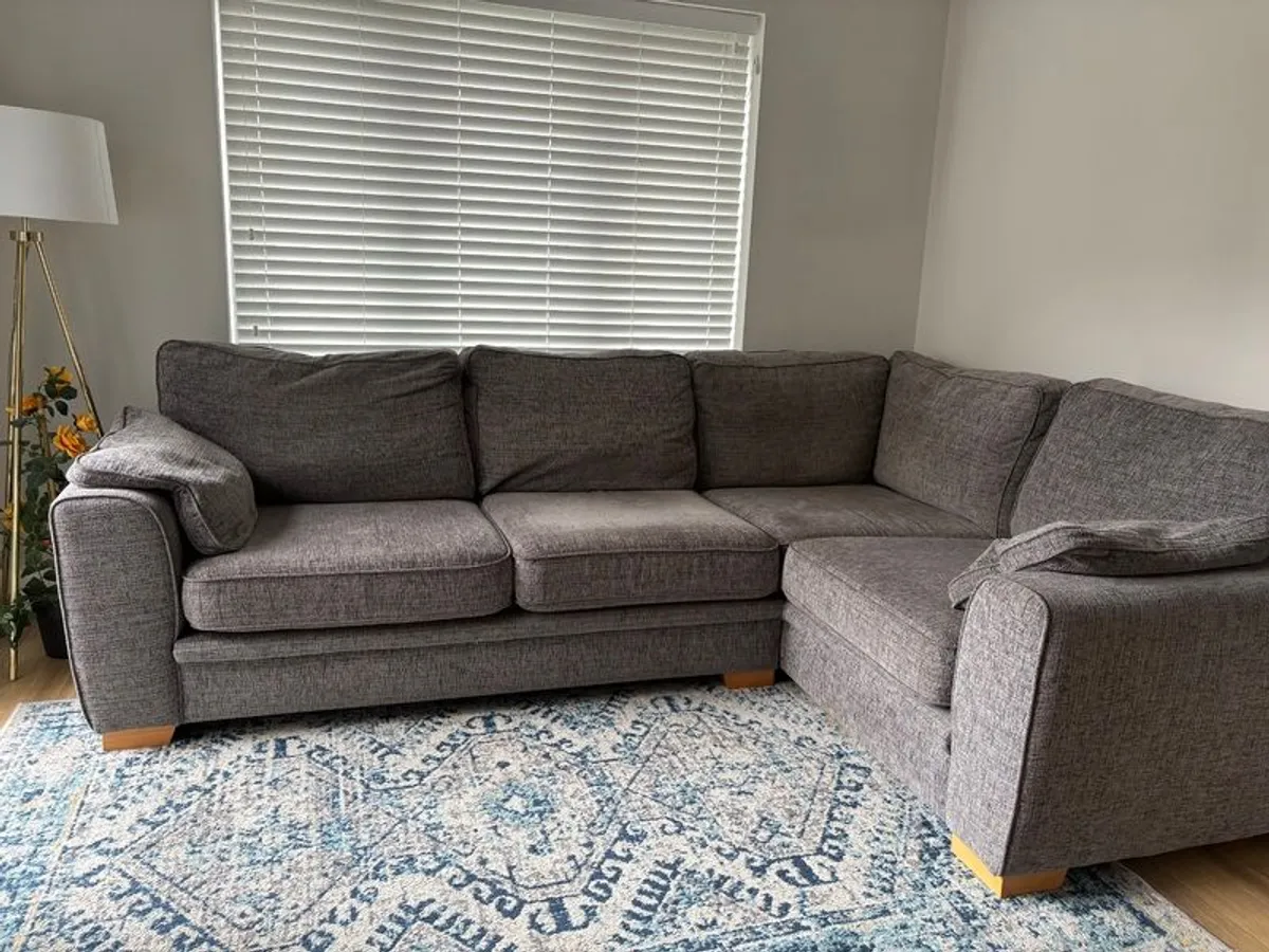 L Shaped Couch - Image 3