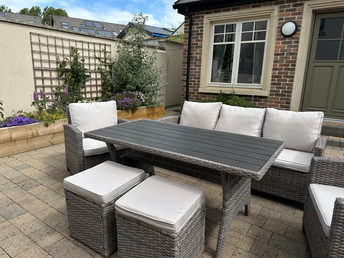 Rattan patio set 6 piece - Image 3
