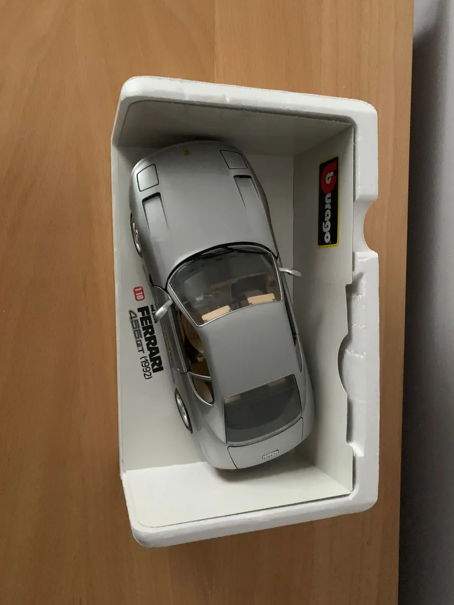 1992 Ferrari 456GT 1/18 Burago Model Car - Image 2