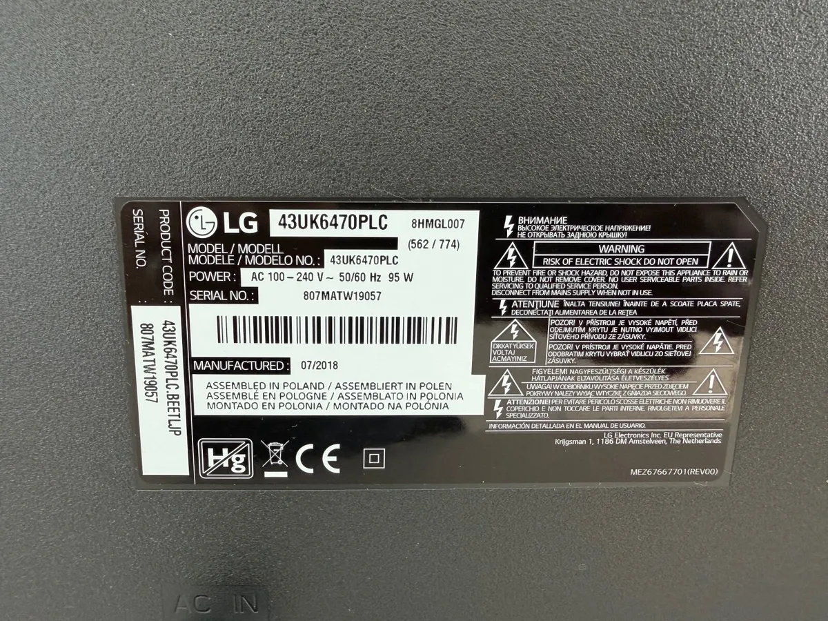 PS4 and LG 43 inch SMART TV (Bundle or Separate) - Image 3