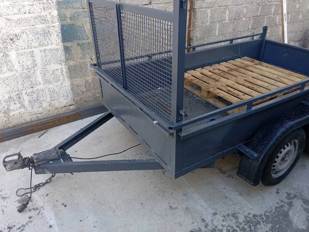8ft3inchs x 4ft3inchs - Image 1