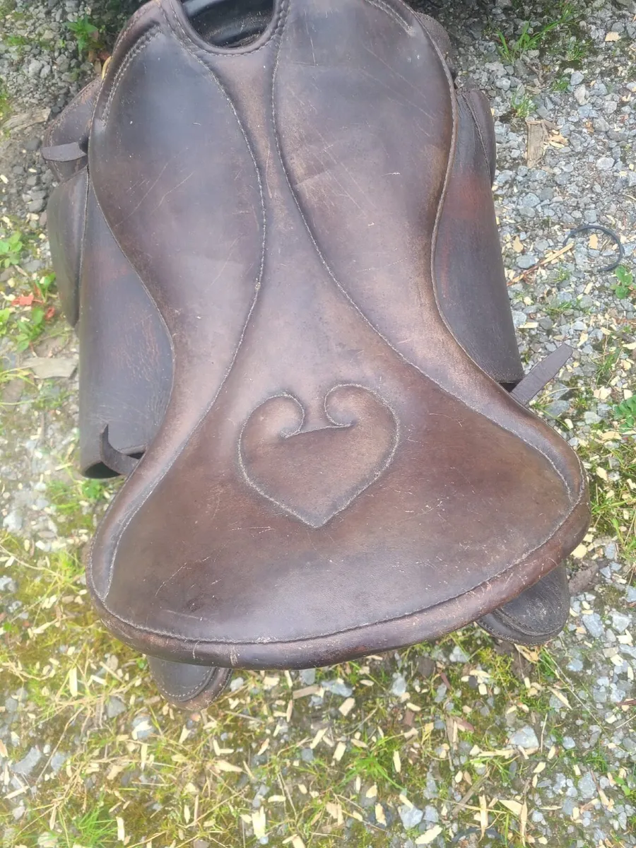 Saddle - Image 1