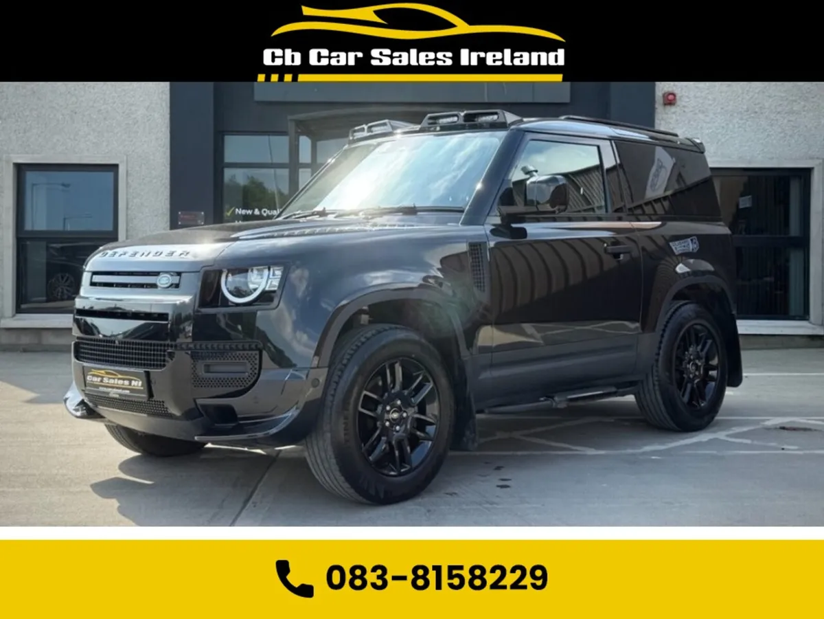 Land Rover Defender HARD TOP D MHEV - Image 2