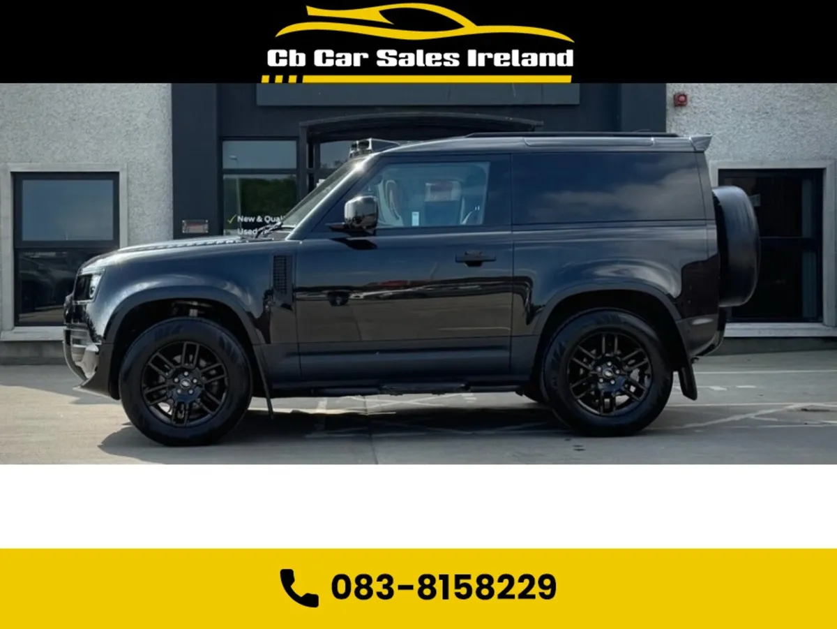 Land Rover Defender HARD TOP D MHEV - Image 4