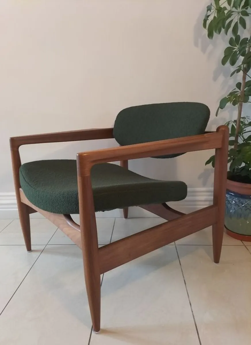 Mid Century Vintage Crannac Model B Lounge Chair - Image 3