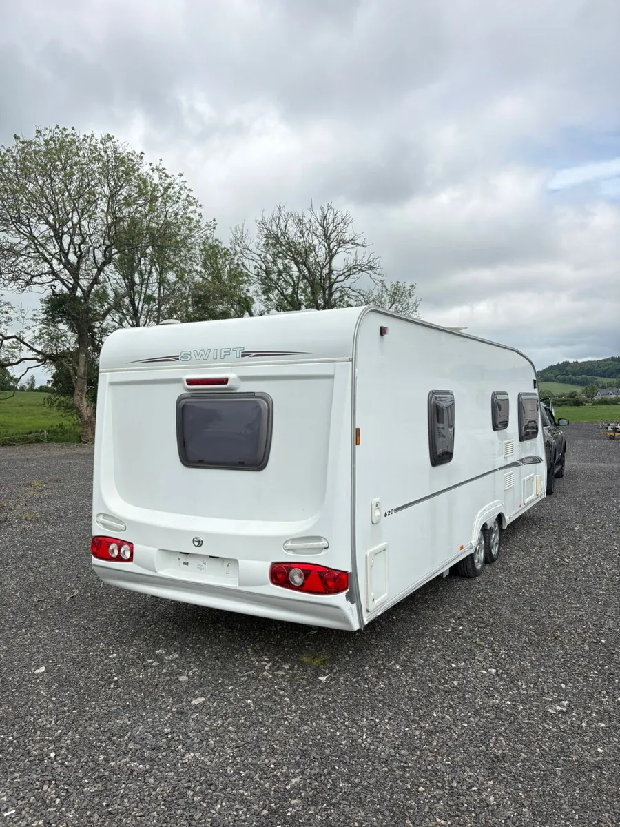 Swift charisma 4 berth fixed bed caravan - Image 3