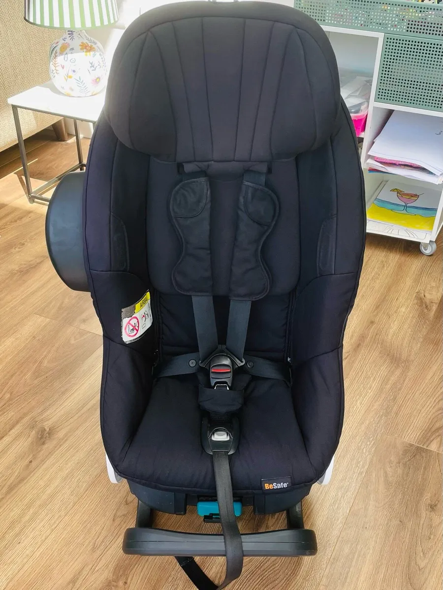 BeSafe Stretch Rear Facing Car Seat - Image 1