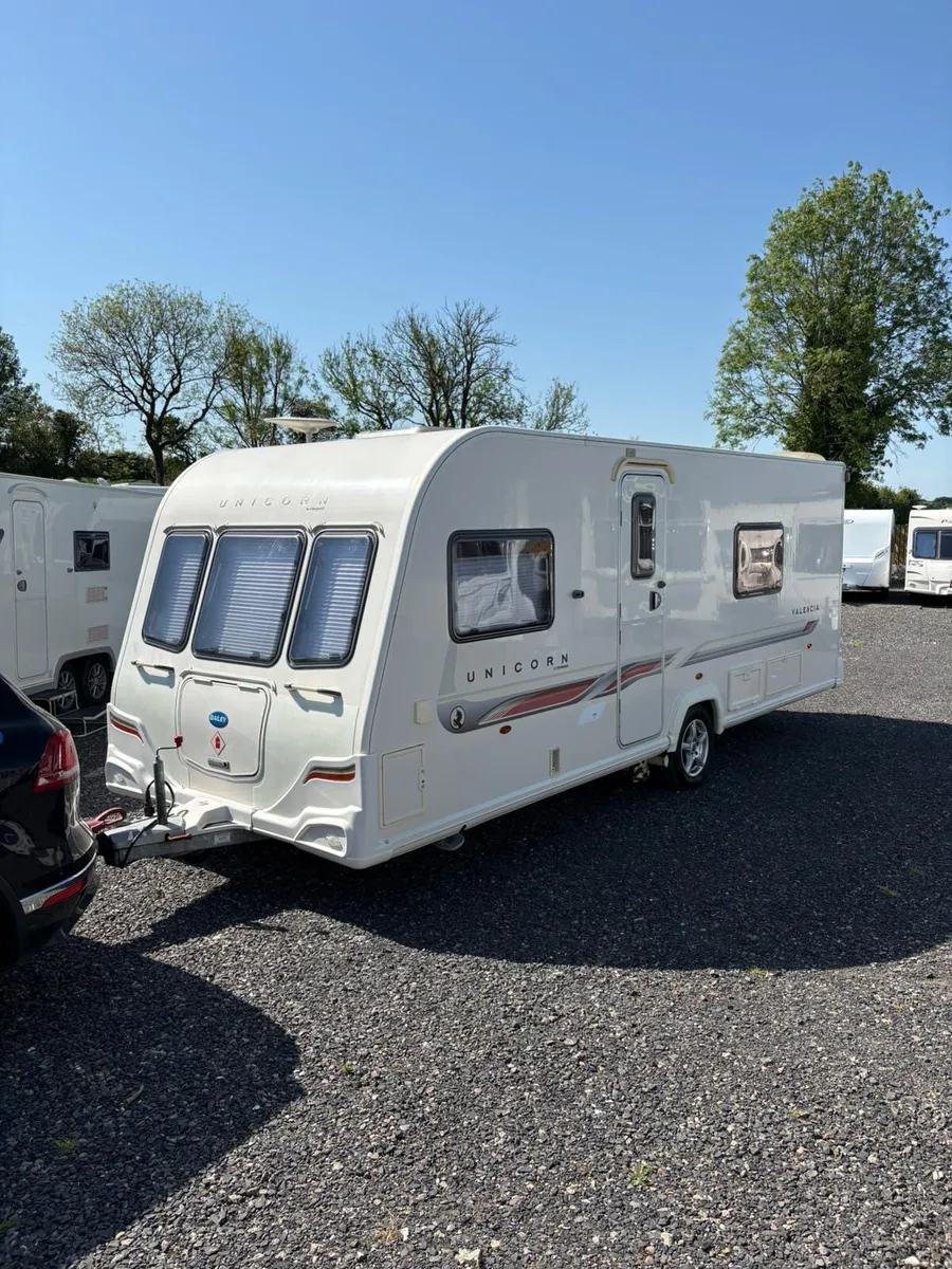 Bailey unicorn 4 berth fixed bed Caravan - Image 1