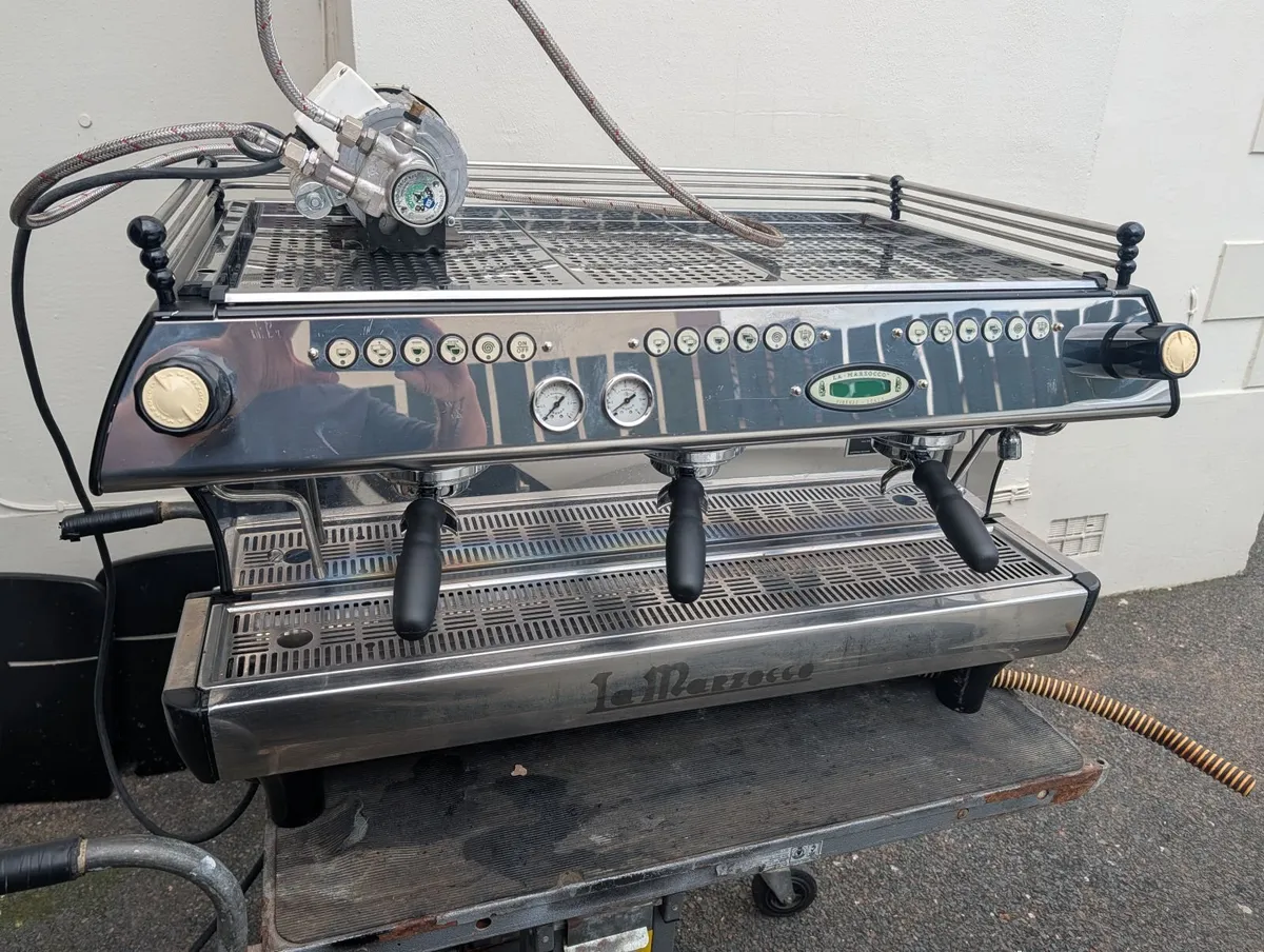La mazocco 3 group FB 80 coffee machine - Image 3