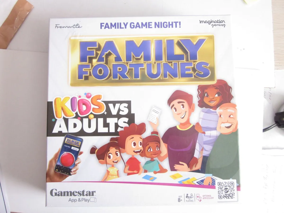 Family Fortunes Kid's Vs Adults - Image 1