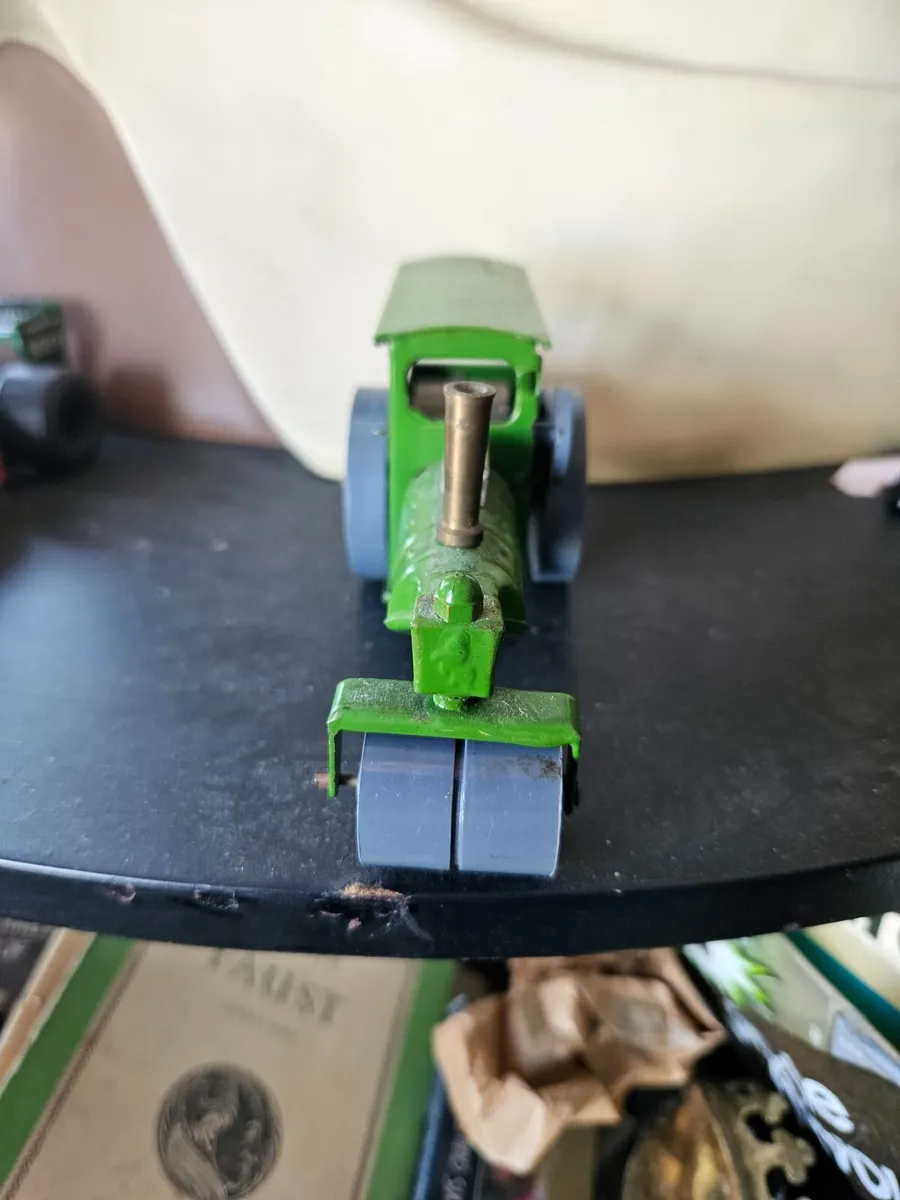 Vintage Triang Minic Steam Traction Engine - Image 1